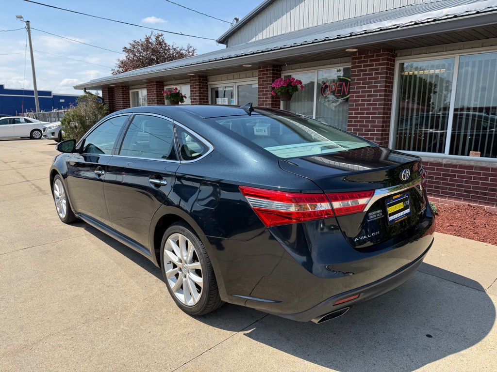 2015 Toyota Avalon Image 5