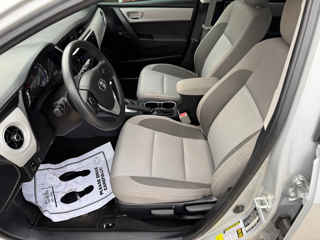 2017 Toyota Corolla Image 9