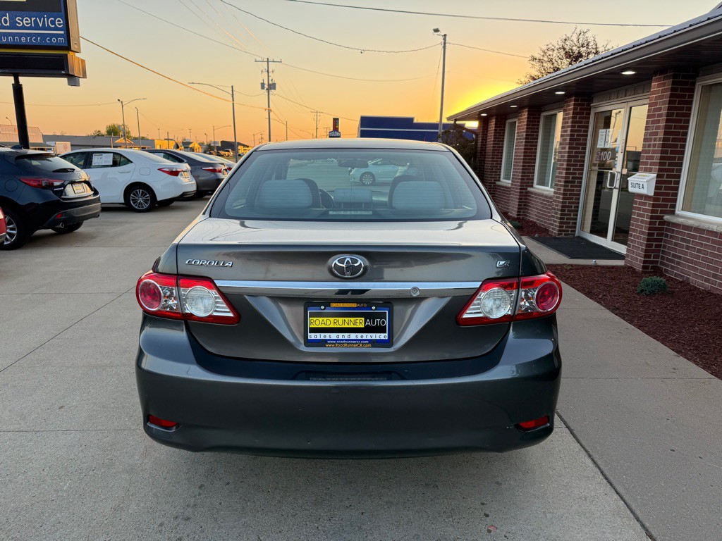 2013 Toyota Corolla Image 6