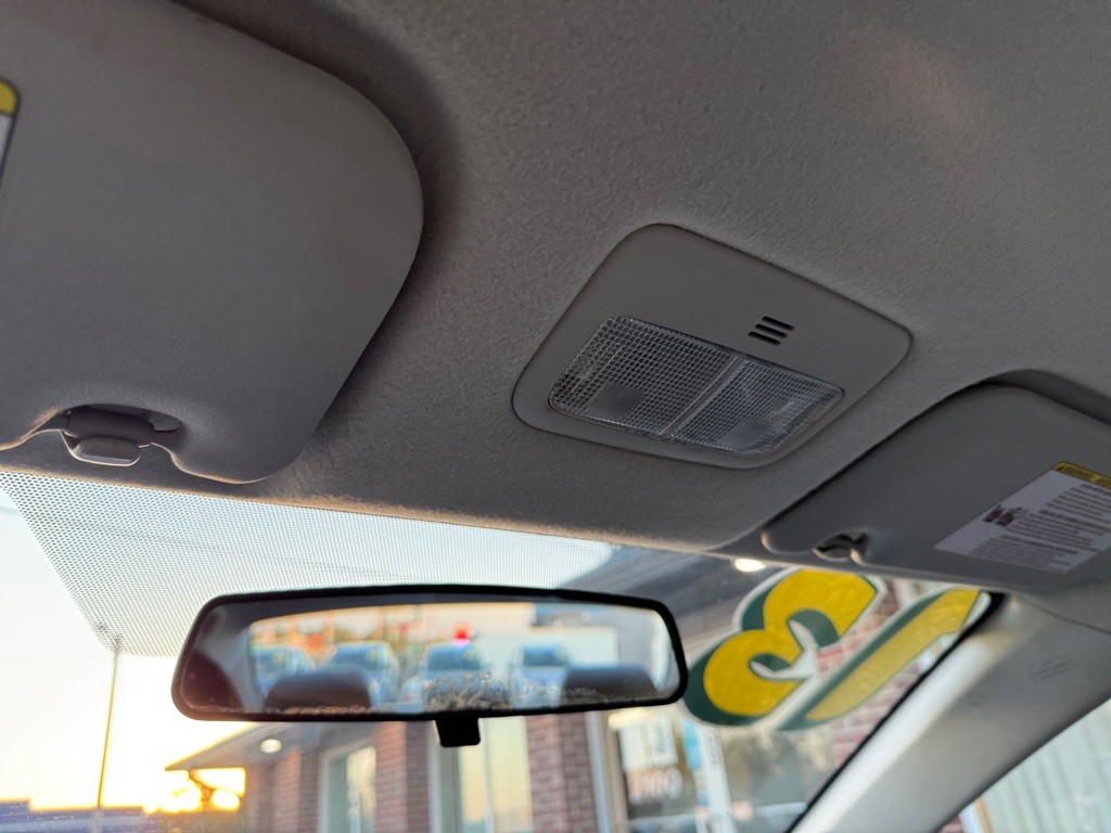 2013 Toyota Corolla Image 15