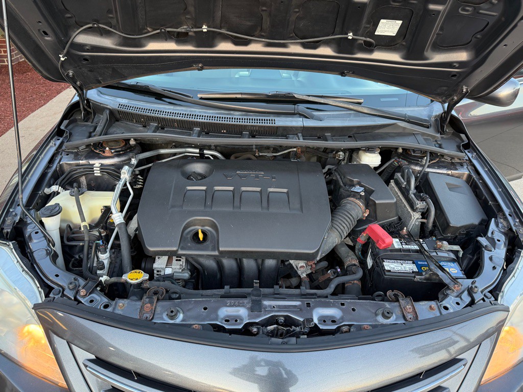2013 Toyota Corolla Image 22