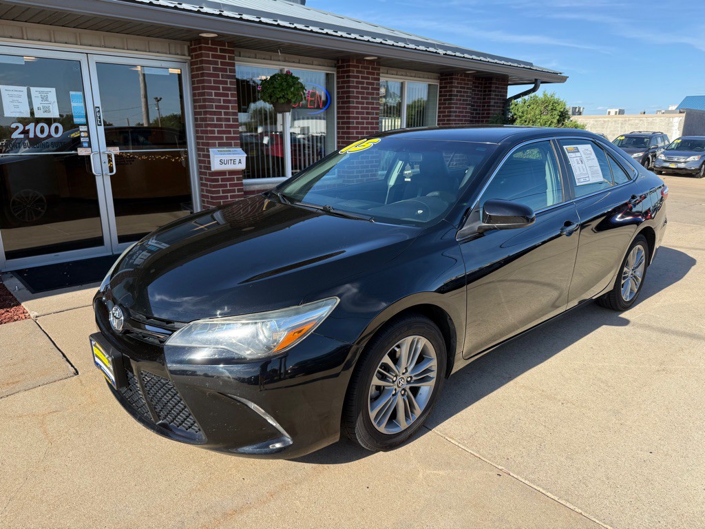 2015 Toyota Camry Image 3
