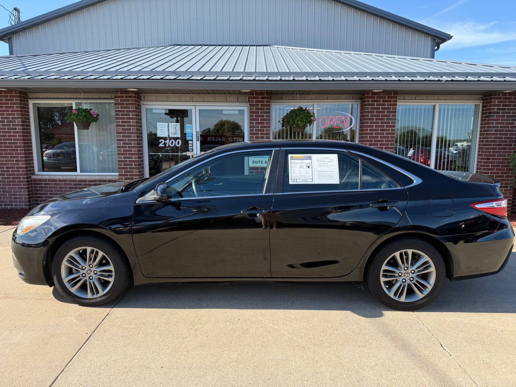 2015 Toyota Camry Image 4