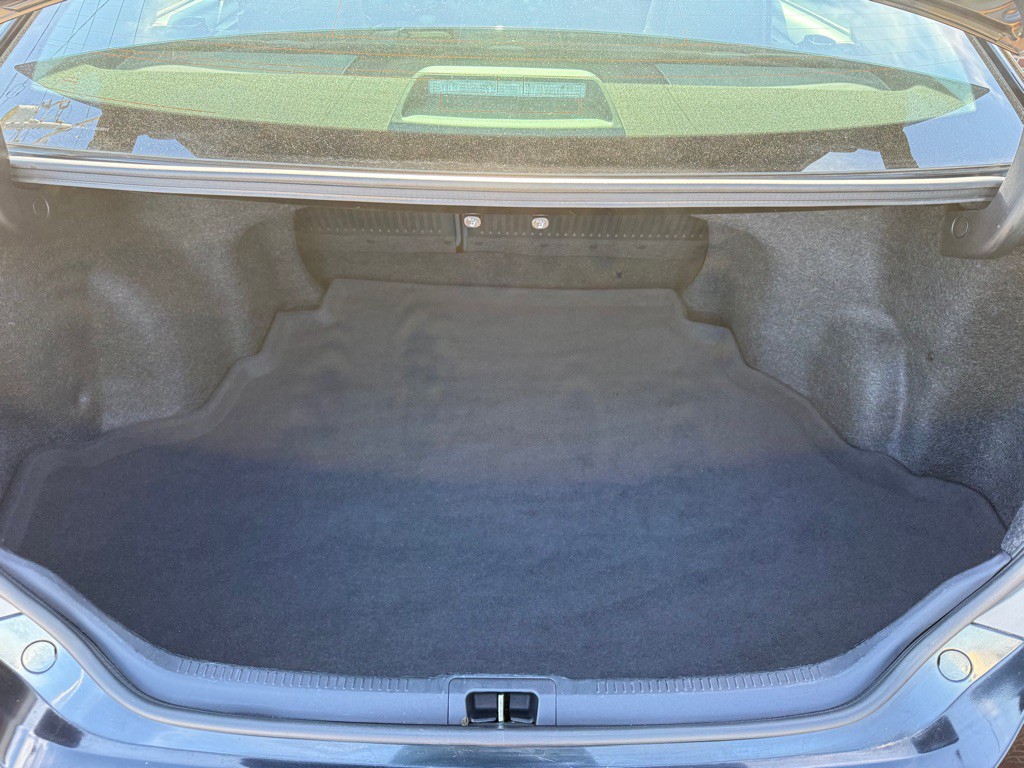 2015 Toyota Camry Image 19