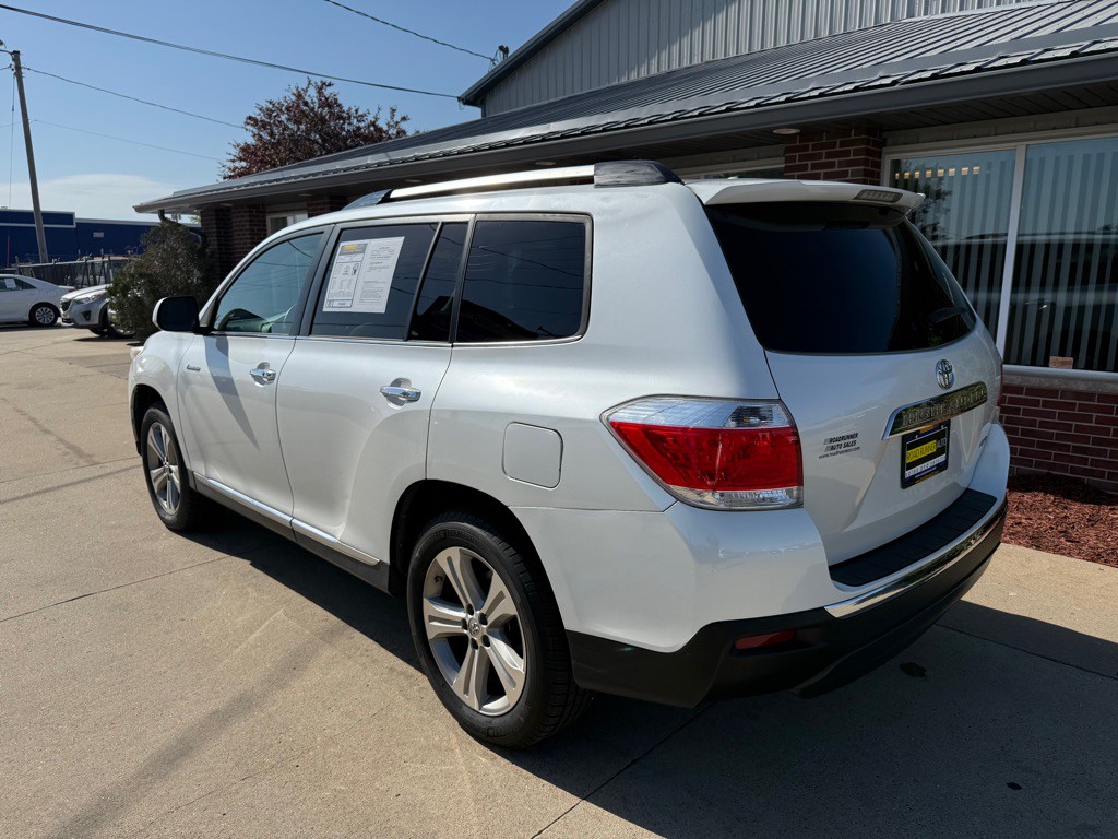 2013 Toyota Highlander Image 5