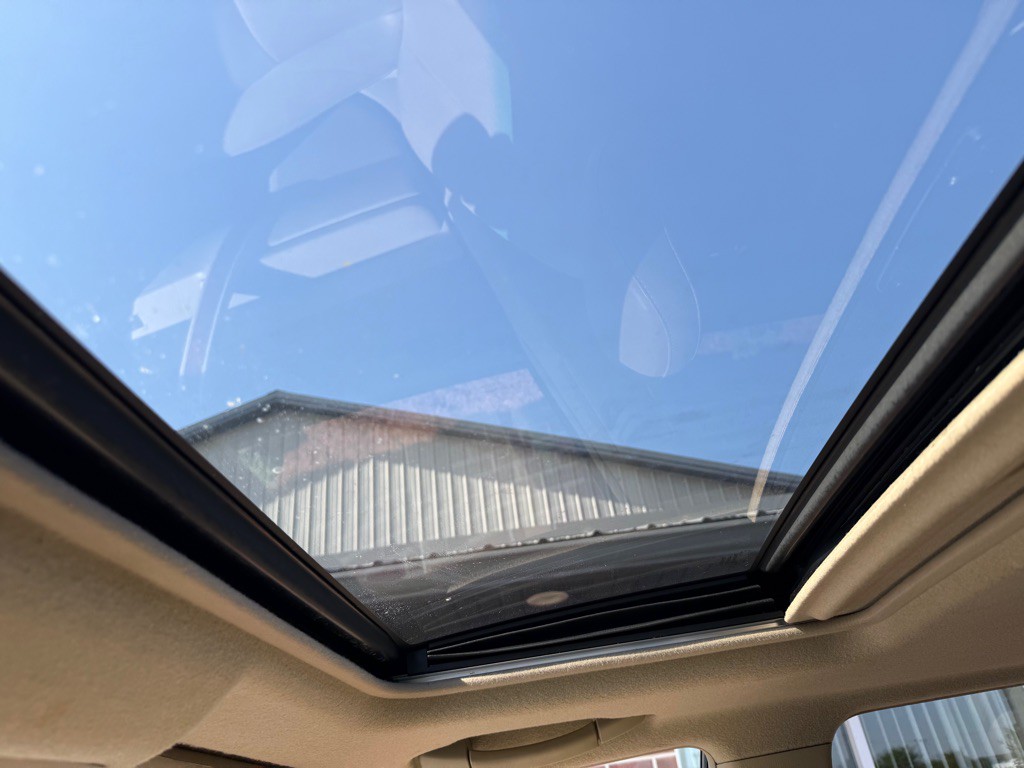 2013 Toyota Highlander Image 17