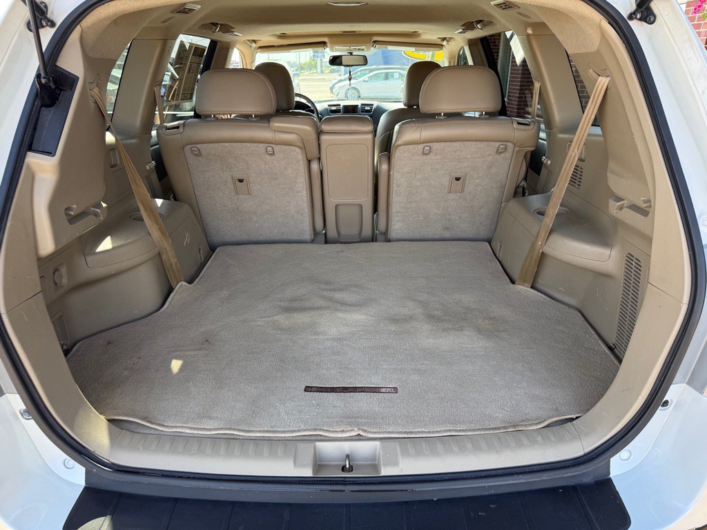 2013 Toyota Highlander Image 21