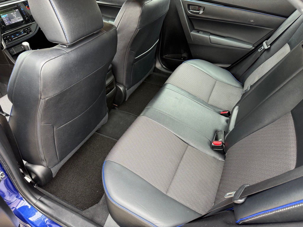 2018 Toyota Corolla Image 17