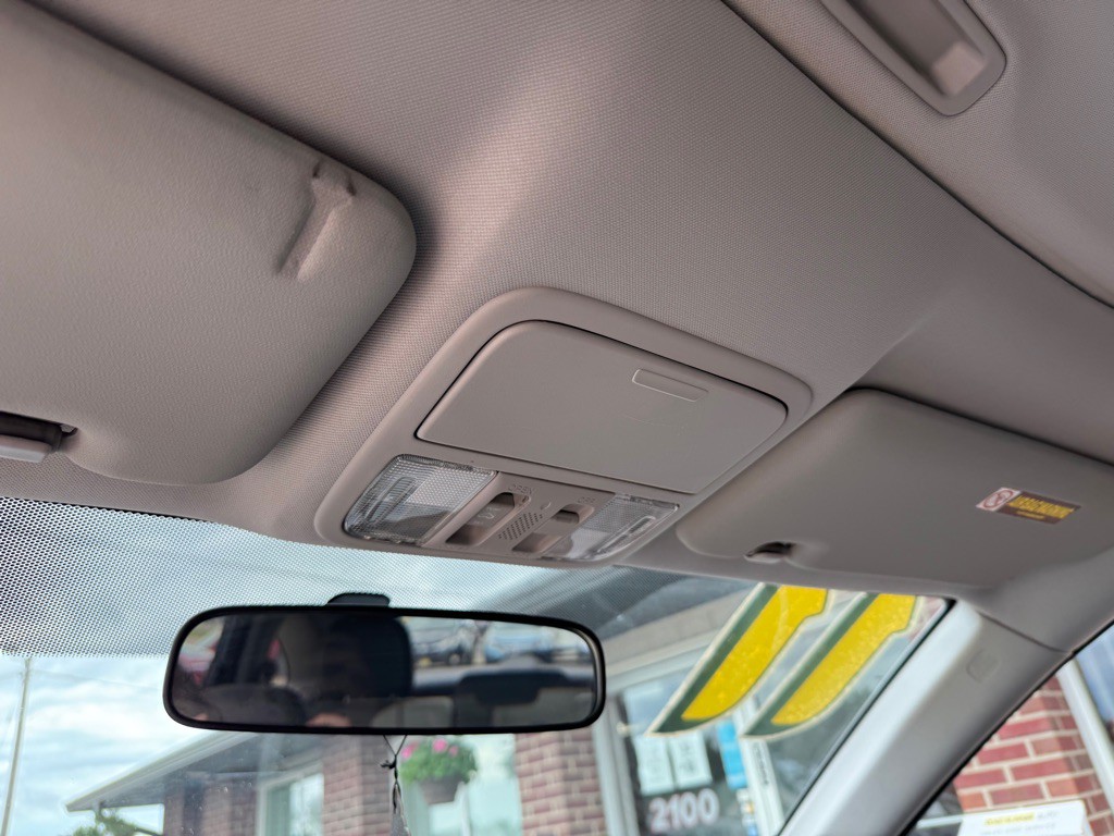 2011 Honda CR-V Image 16