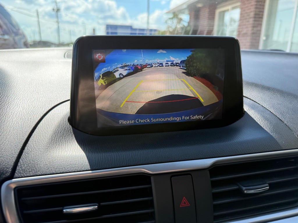 2017 Mazda Mazda3 Image 12