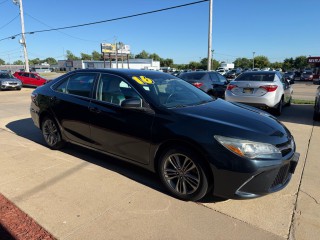 Image for 2016 Toyota Camry SE ID: 7454330