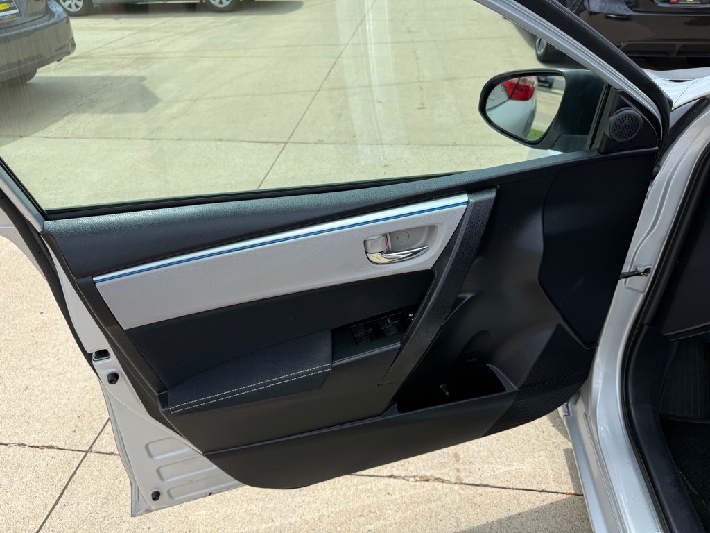 2014 Toyota Corolla Image 8