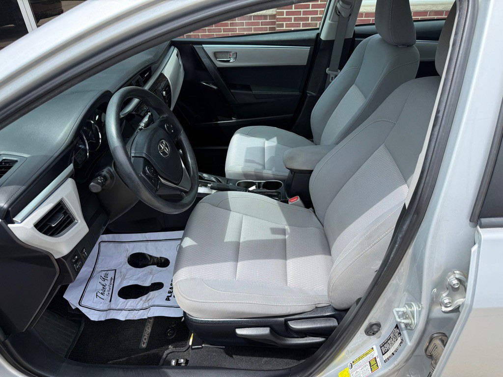 2014 Toyota Corolla Image 9