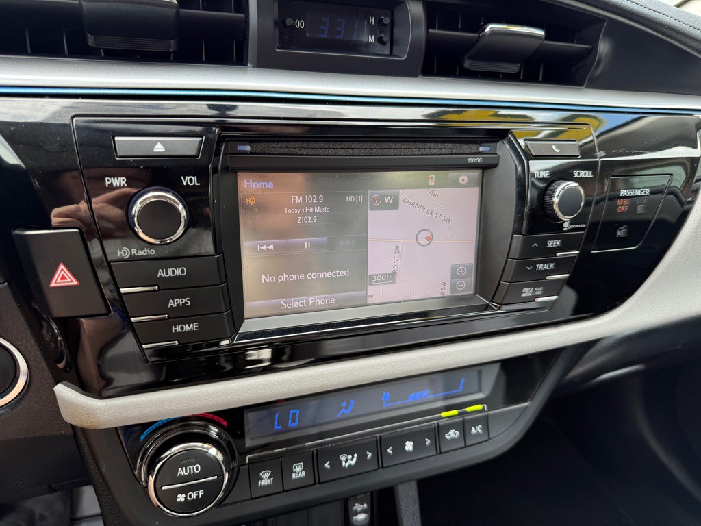 2014 Toyota Corolla Image 12