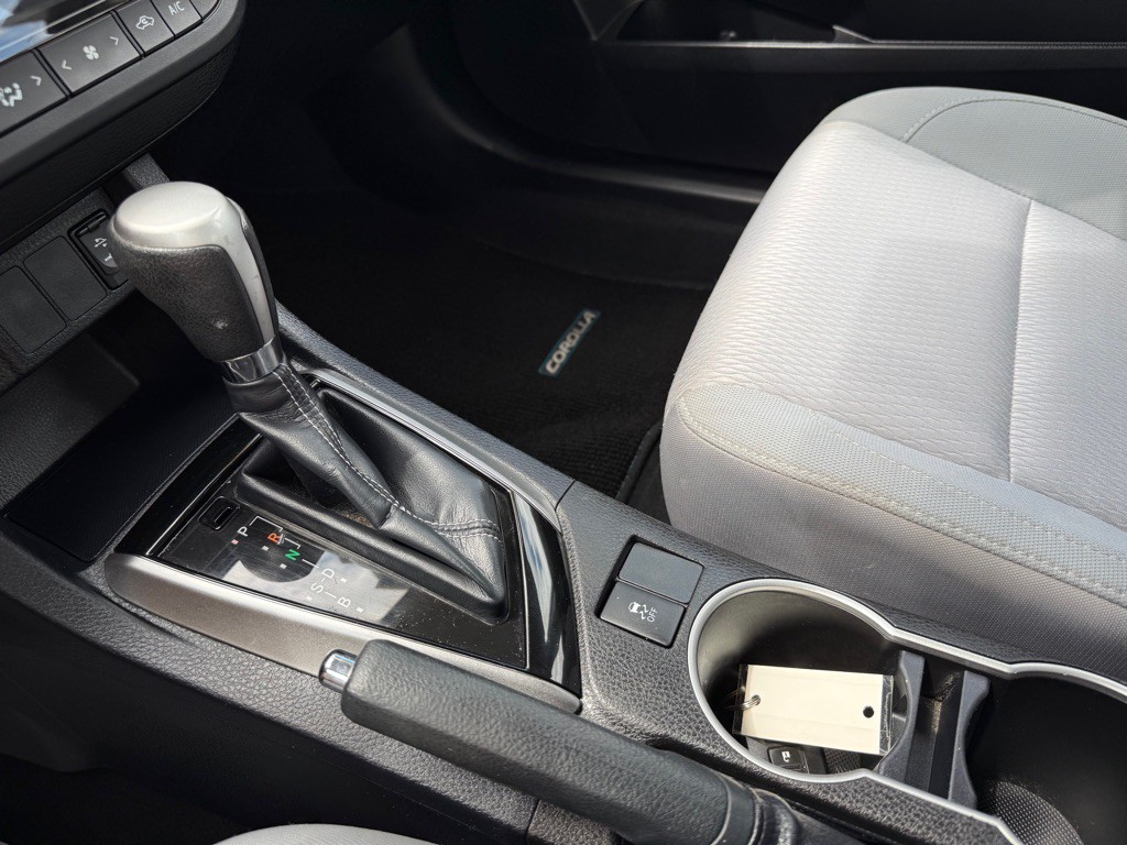 2014 Toyota Corolla Image 15