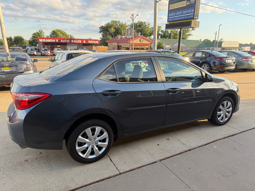2018 Toyota Corolla Image 7