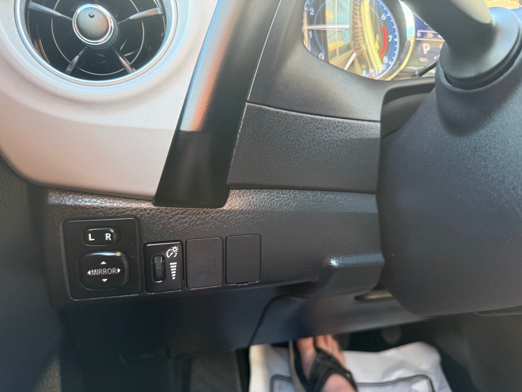 2018 Toyota Corolla Image 16