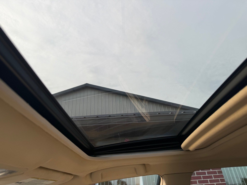 2013 Toyota Camry Image 17