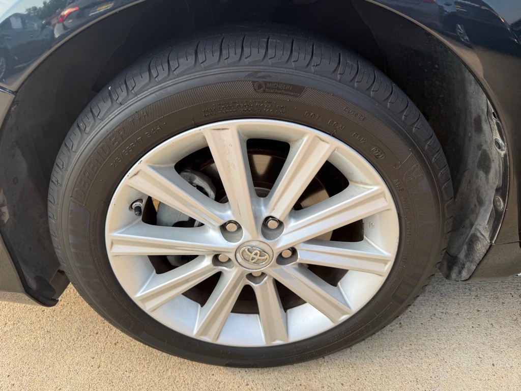 2013 Toyota Camry Image 21