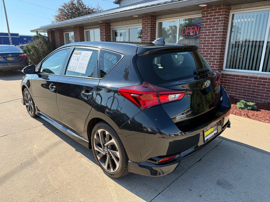 2018 Toyota Corolla Image 5
