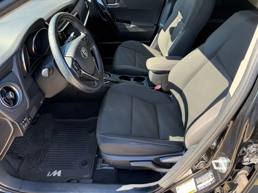 2018 Toyota Corolla Image 9