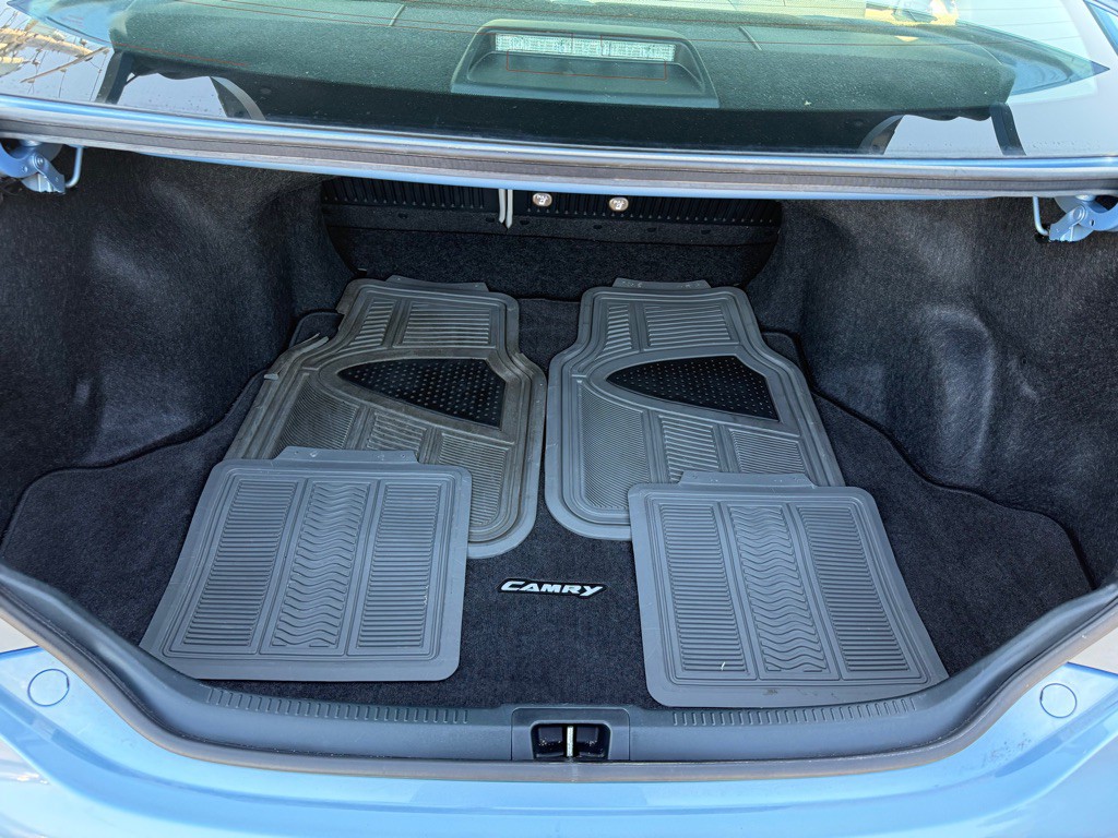 2014 Toyota Camry Image 19