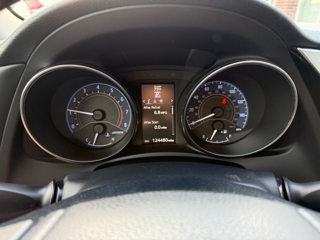 2016 Toyota Corolla Image 11