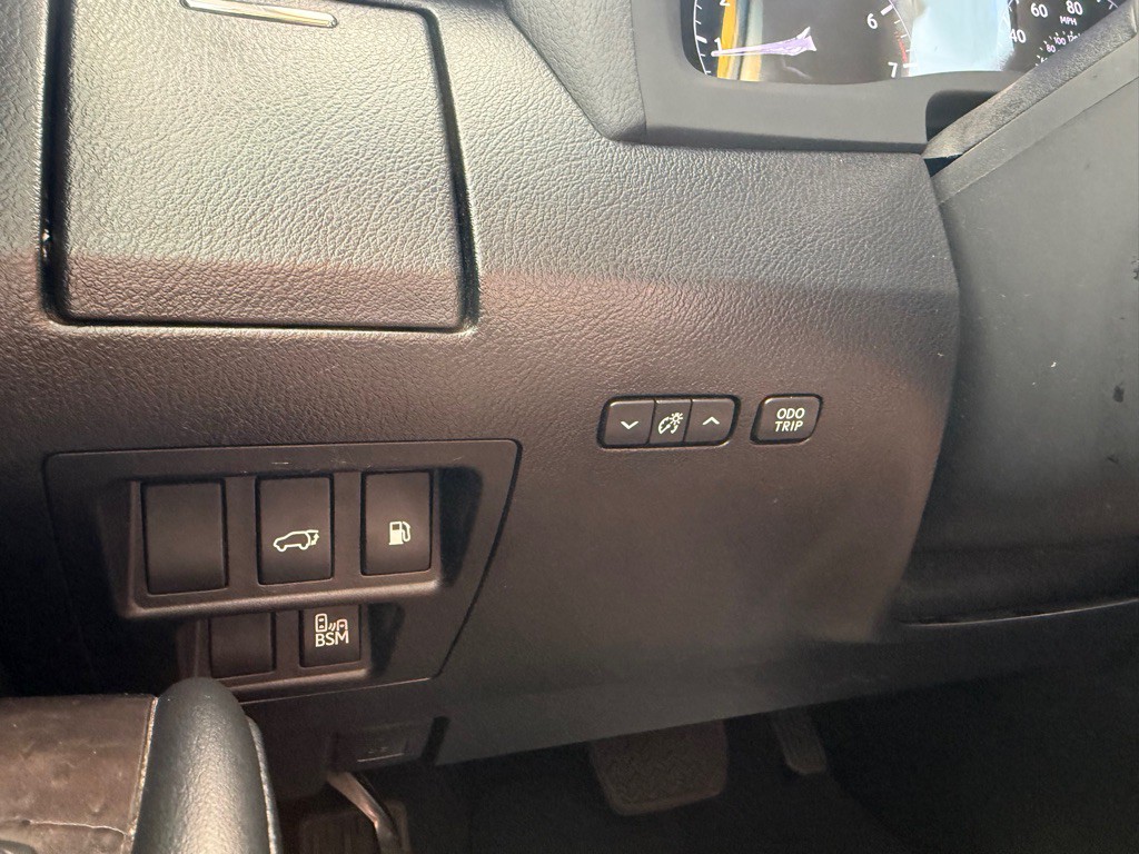 2015 Lexus RX Image 18