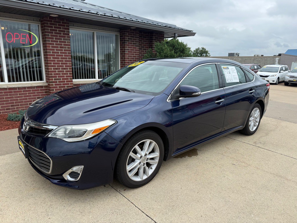 2013 Toyota Avalon Image 3