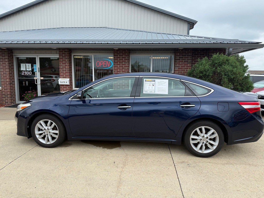 2013 Toyota Avalon Image 4
