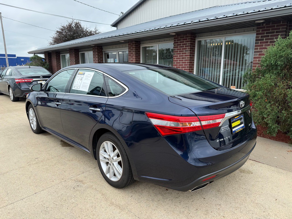 2013 Toyota Avalon Image 5