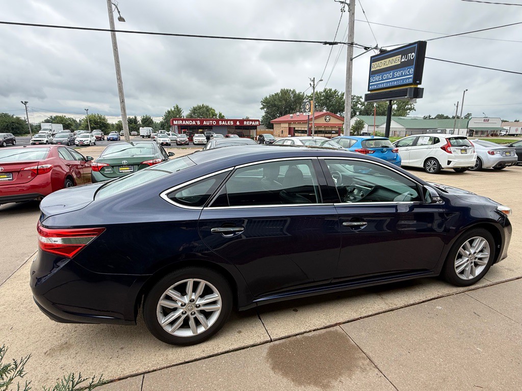 2013 Toyota Avalon Image 7