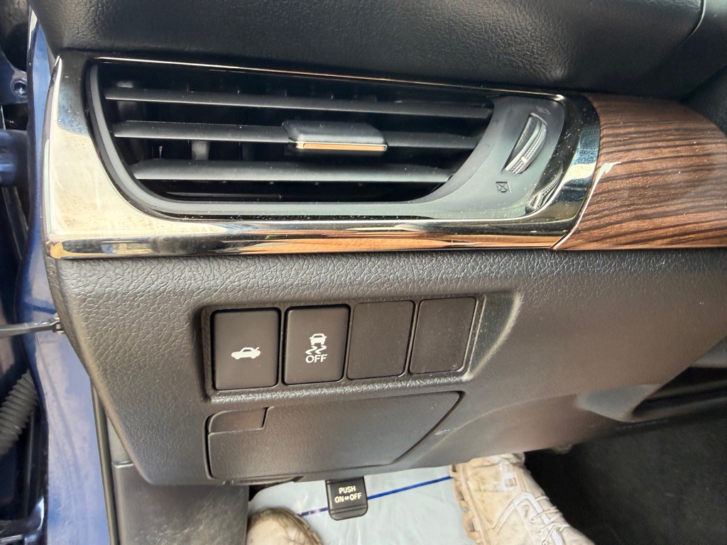 2013 Toyota Avalon Image 18