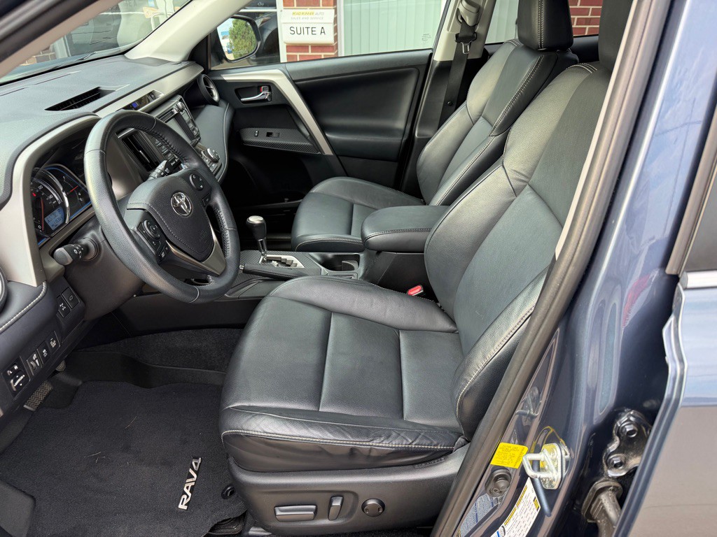 2014 Toyota Rav4 Image 9