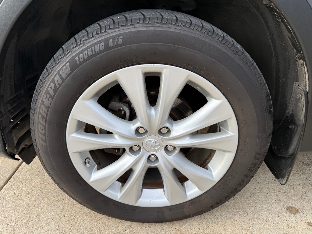 2014 Toyota Rav4 Image 22