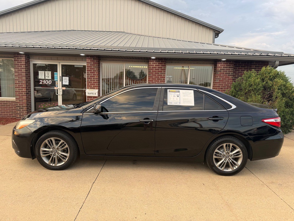 2016 Toyota Camry Image 4