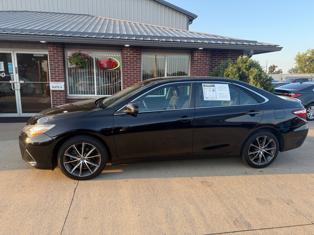 2015 Toyota Camry Image 4