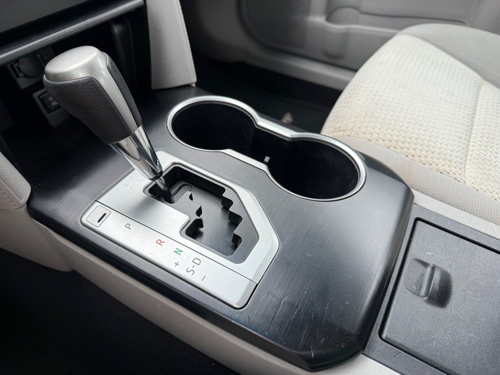 2013 Toyota Camry Image 14