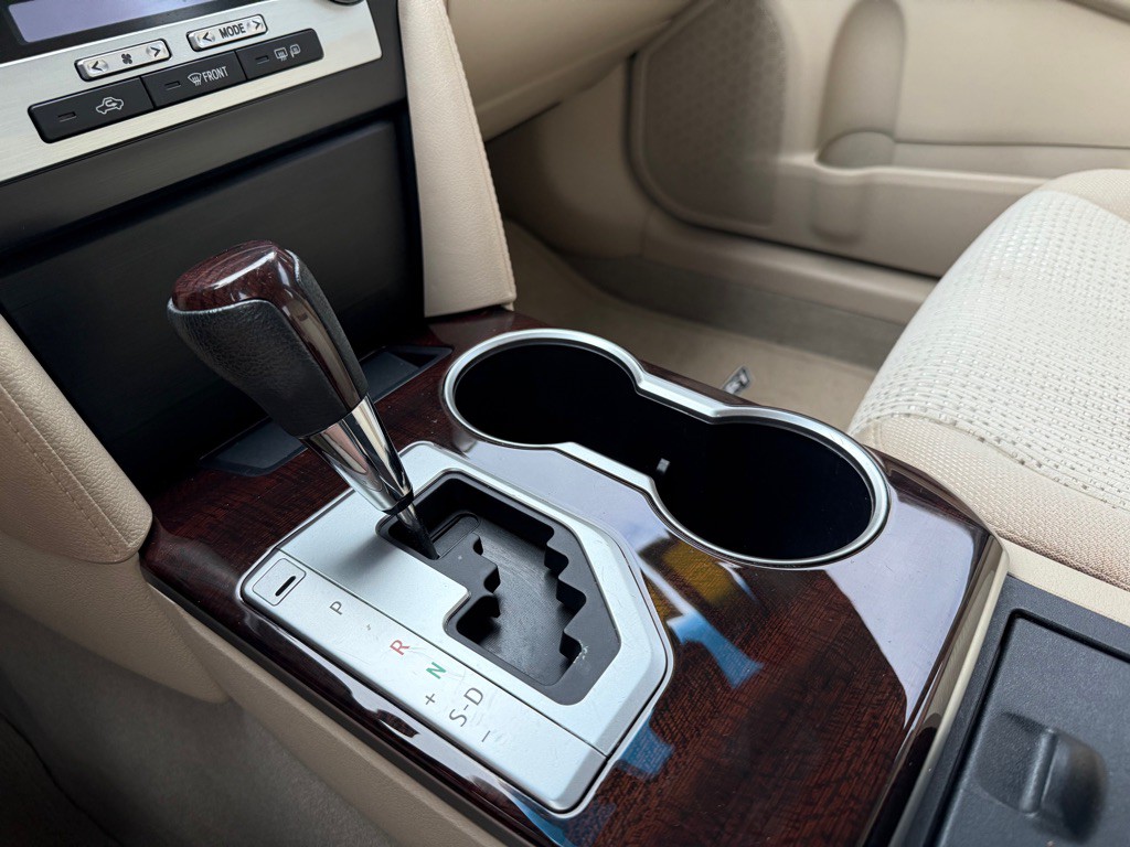 2013 Toyota Camry Image 14