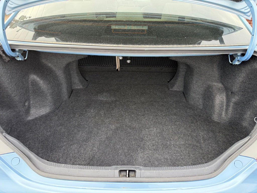2013 Toyota Camry Image 20