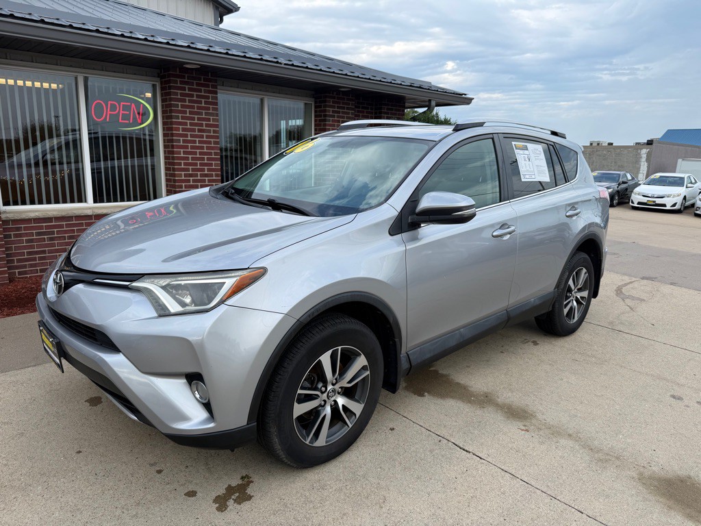 2016 Toyota Rav4 Image 3