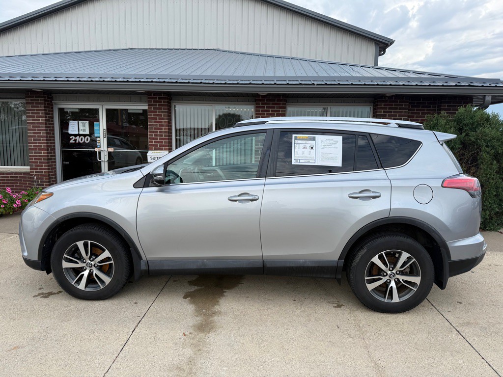 2016 Toyota Rav4 Image 4