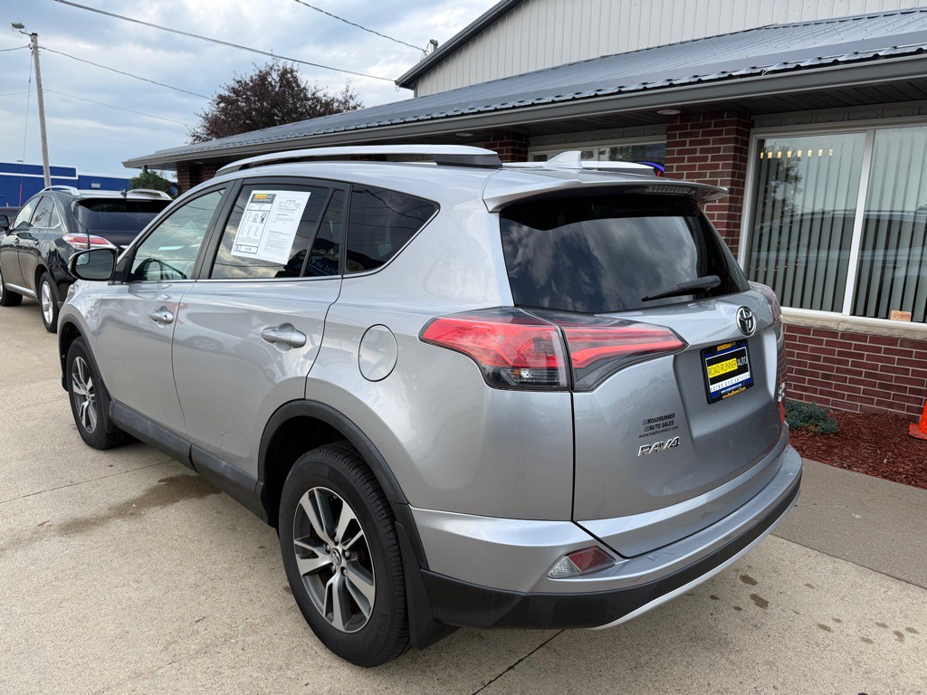 2016 Toyota Rav4 Image 5