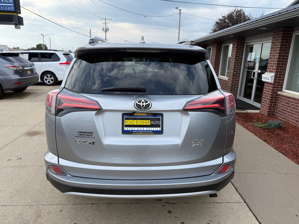2016 Toyota Rav4 Image 6