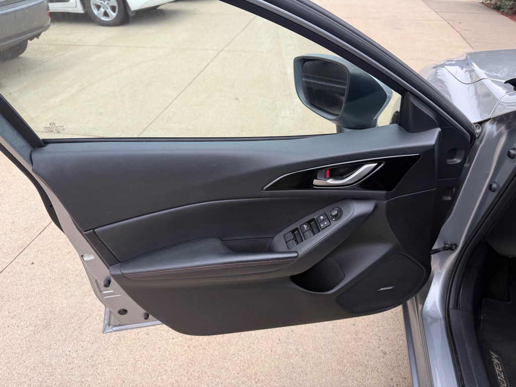 2014 Mazda Mazda3 Image 8