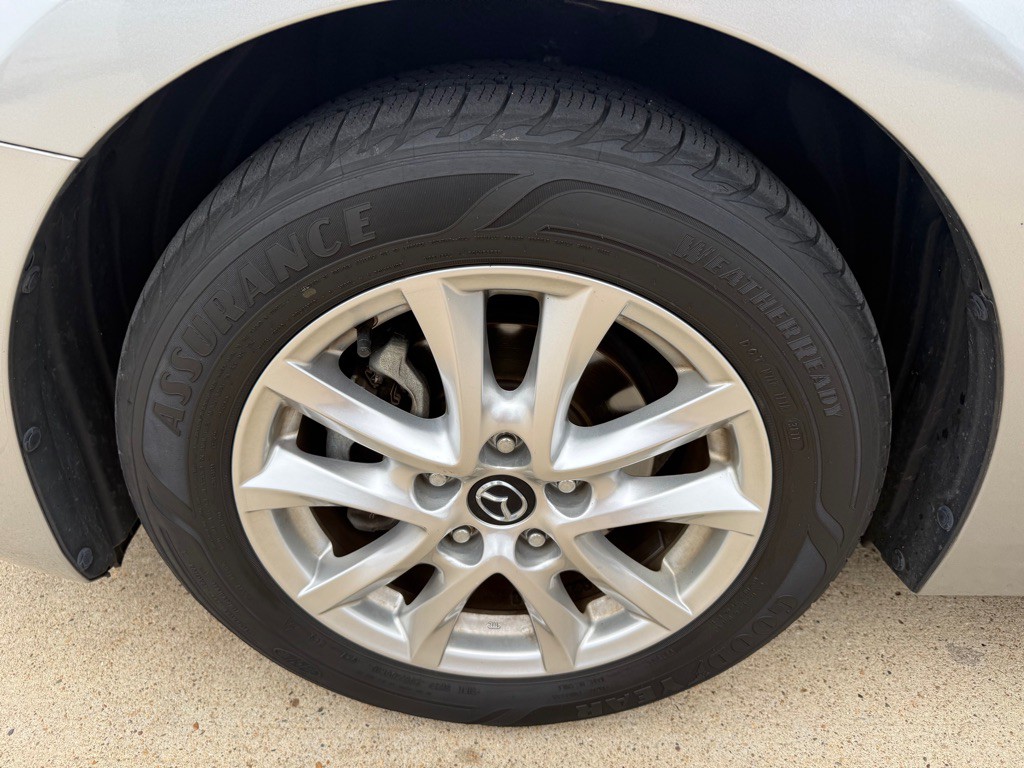 2014 Mazda Mazda3 Image 24