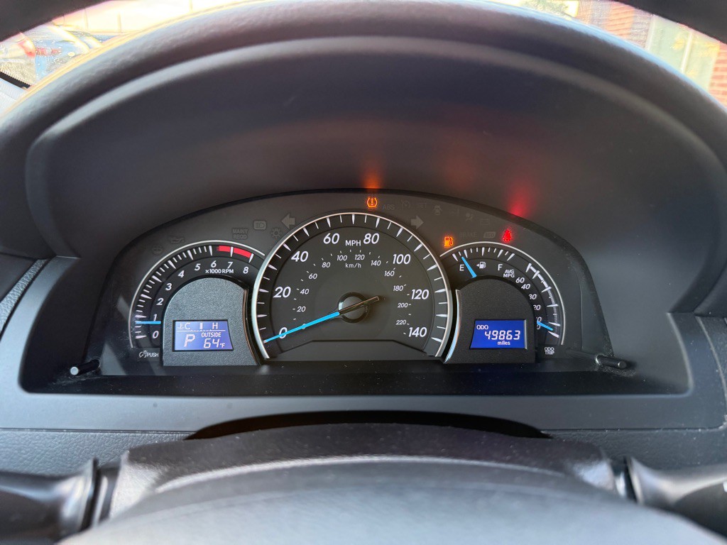 2015 Toyota Camry Image 11