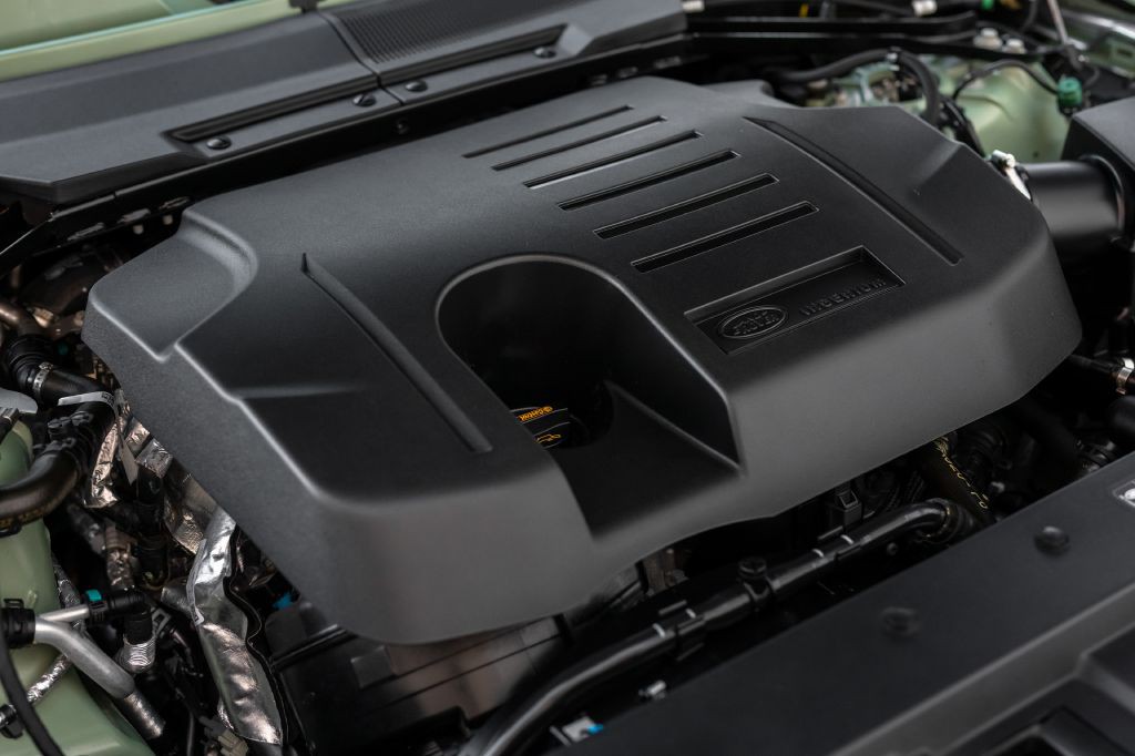 2023 Land Rover Defender Image 48