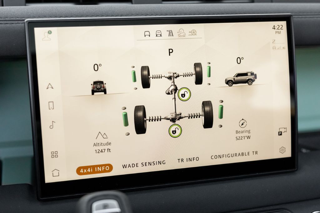 2023 Land Rover Defender Image 63