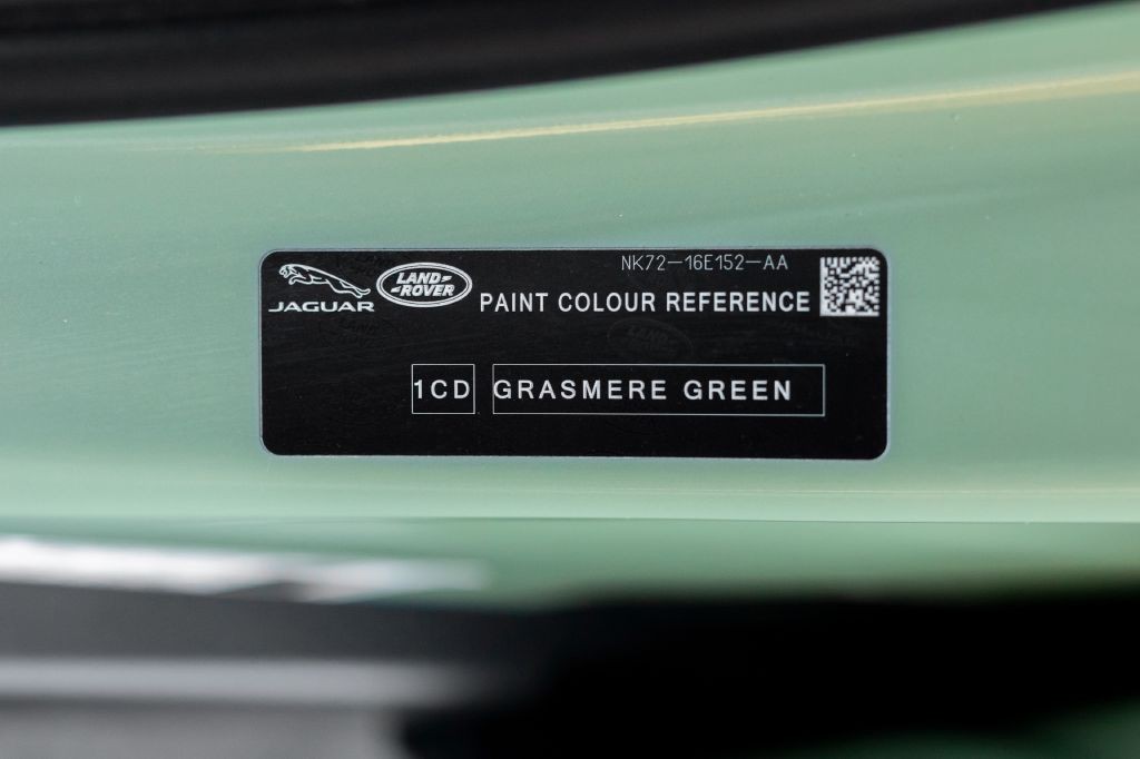 2023 Land Rover Defender Image 71